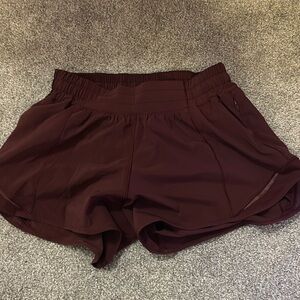 Maroon hotty hot shorts